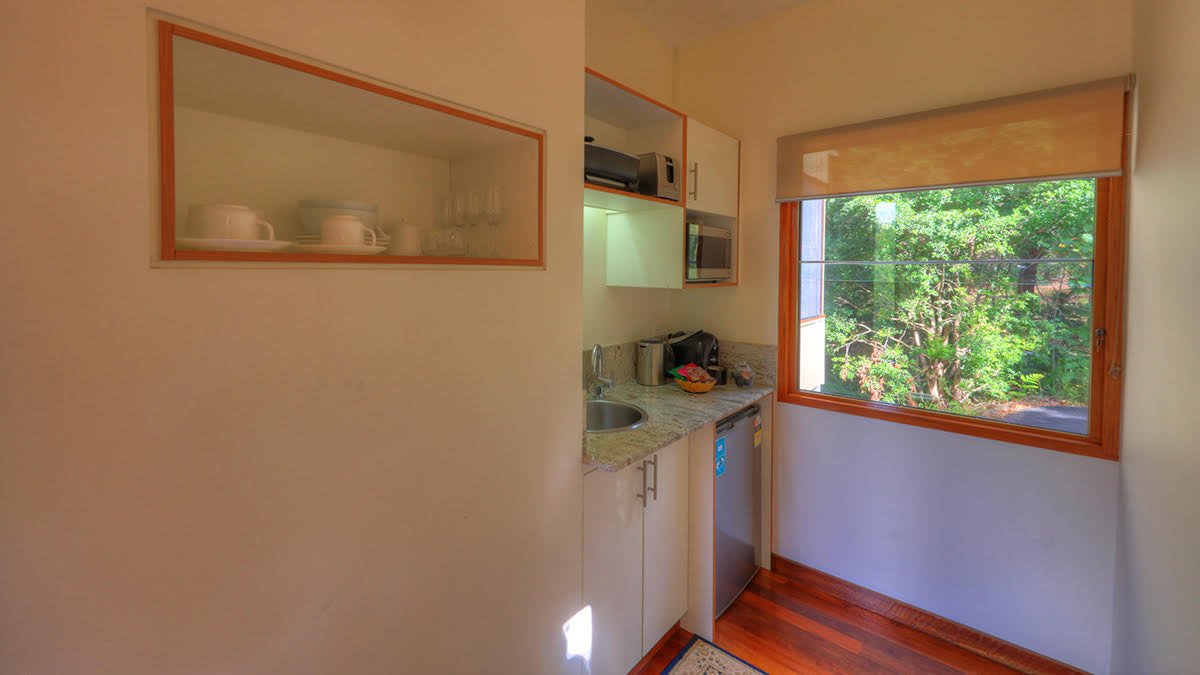 Montville accommodation kitchenette facilities